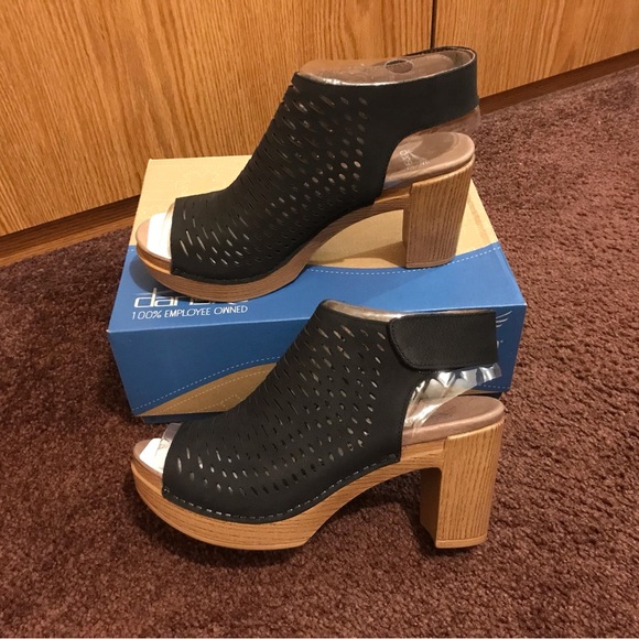 Dansko Danae Sandals - Picture 3 of 7